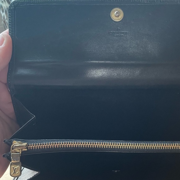 Louis Vuitton Epi Portefeuille Sarah Long Wallet Black - Picture 16 of 17